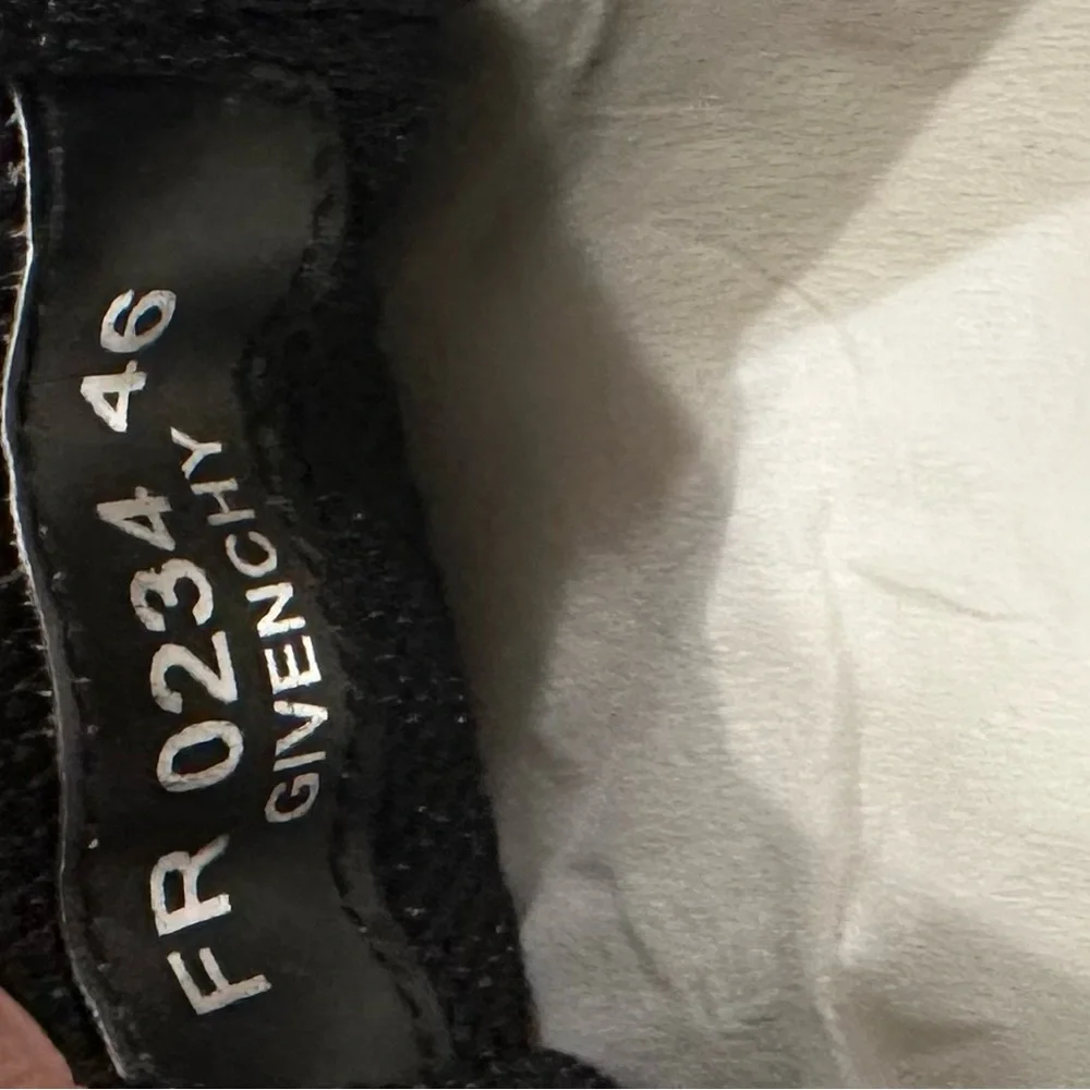 NWT Authentic Men’s Givenchy Sneakers sz 12 - Picture 4 of 5